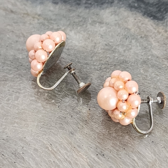 Vintage Pink Cluster Screw Back Earrings - Picture 4 of 7